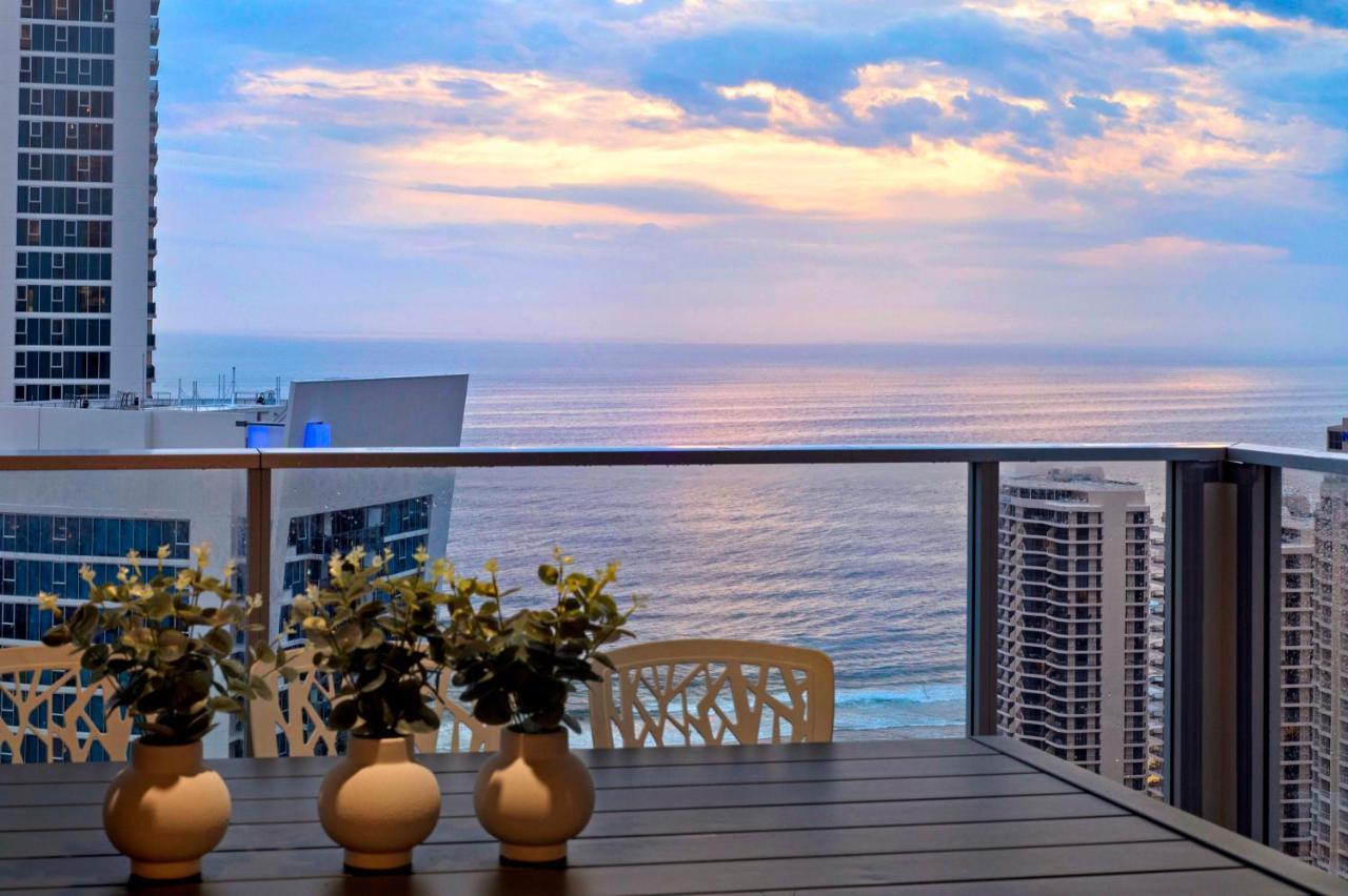 Ocean View Apartments With Balcony - Circle On Cavill - Central Location! - Self Contained & Privately Managed Gold Coast Buitenkant foto