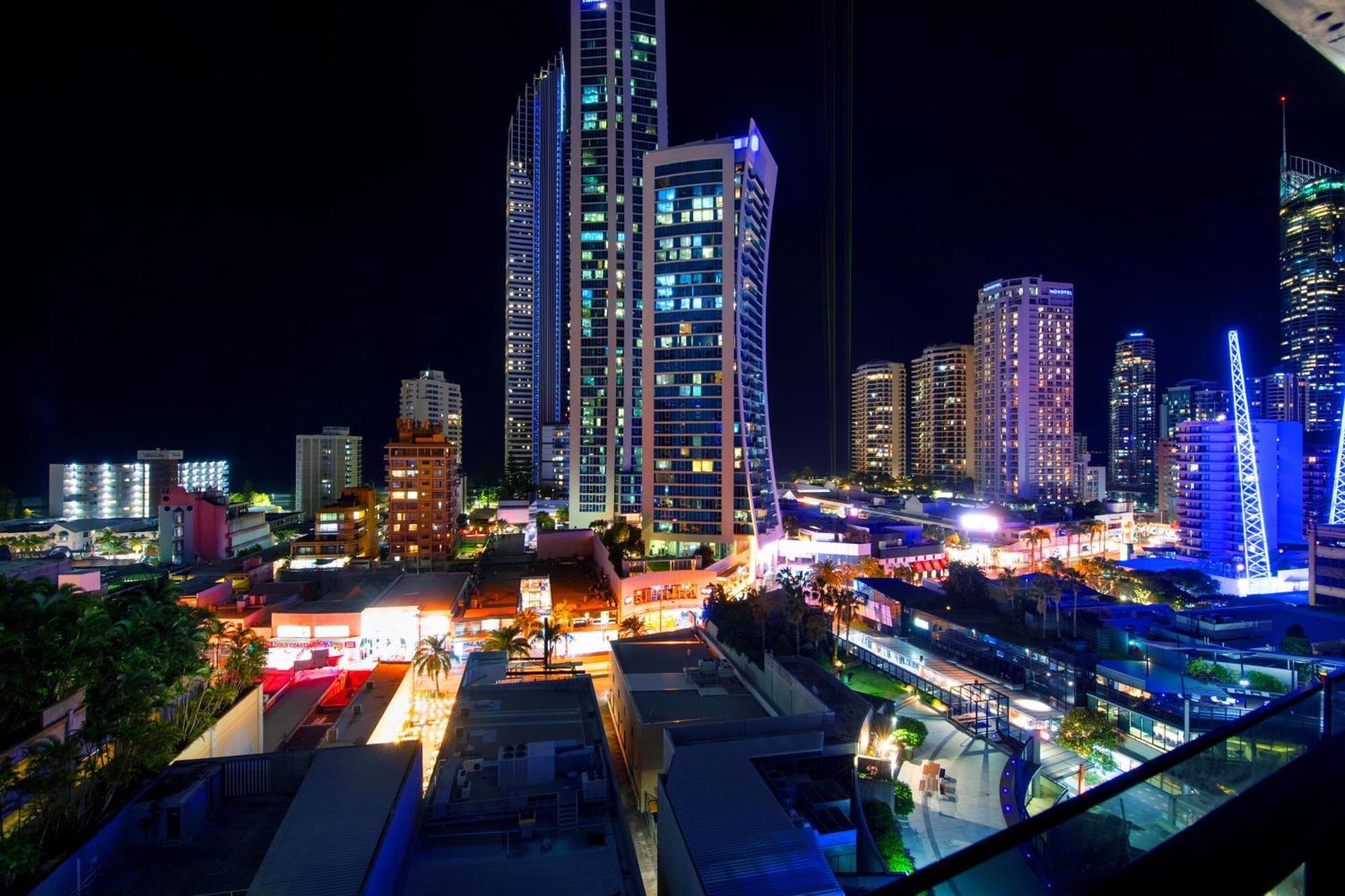 Ocean View Apartments With Balcony - Circle On Cavill - Central Location! - Self Contained & Privately Managed Gold Coast Buitenkant foto