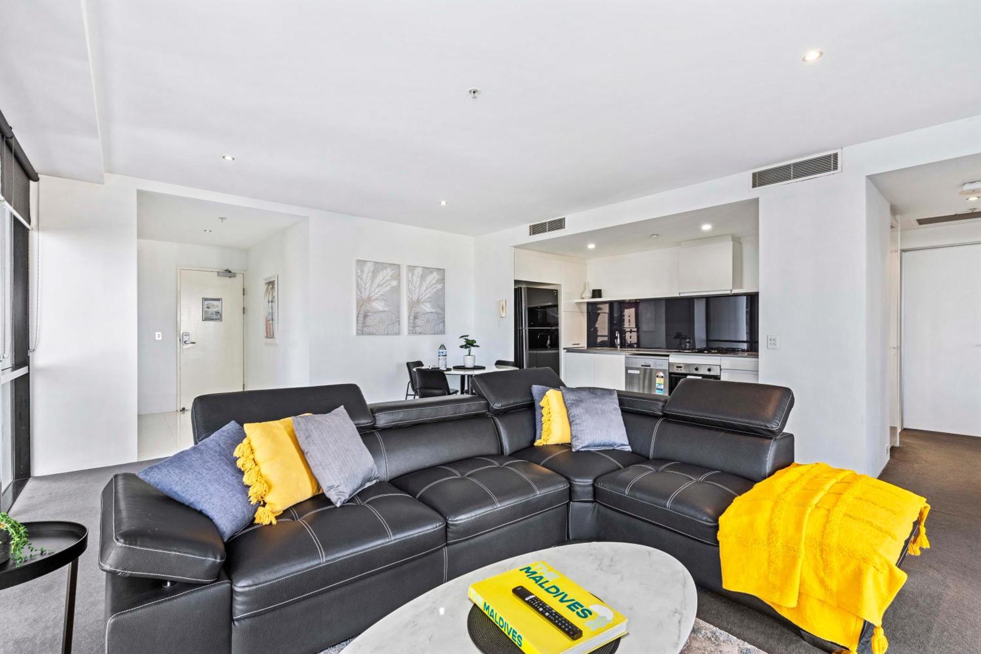 Ocean View Apartments With Balcony - Circle On Cavill - Central Location! - Self Contained & Privately Managed Gold Coast Buitenkant foto