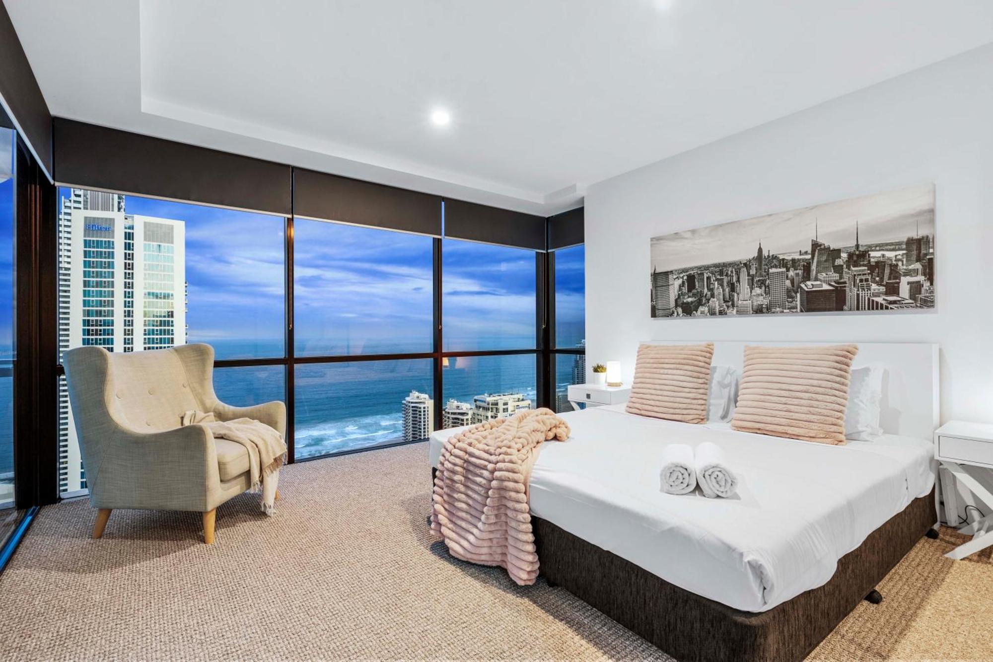 Ocean View Apartments With Balcony - Circle On Cavill - Central Location! - Self Contained & Privately Managed Gold Coast Buitenkant foto
