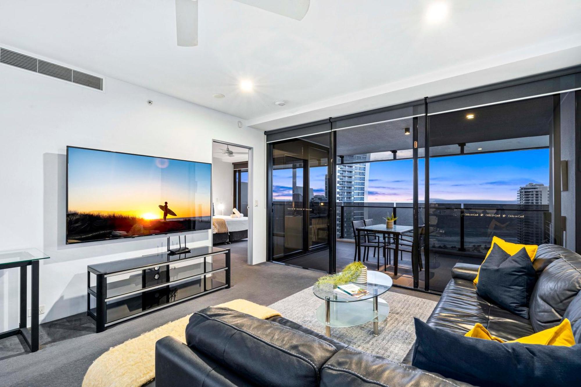Ocean View Apartments With Balcony - Circle On Cavill - Central Location! - Self Contained & Privately Managed Gold Coast Buitenkant foto