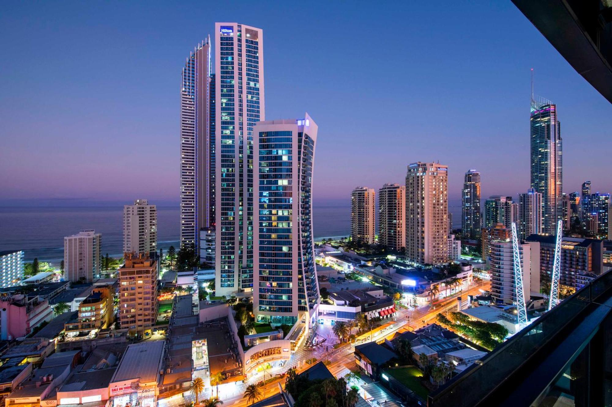 Ocean View Apartments With Balcony - Circle On Cavill - Central Location! - Self Contained & Privately Managed Gold Coast Buitenkant foto