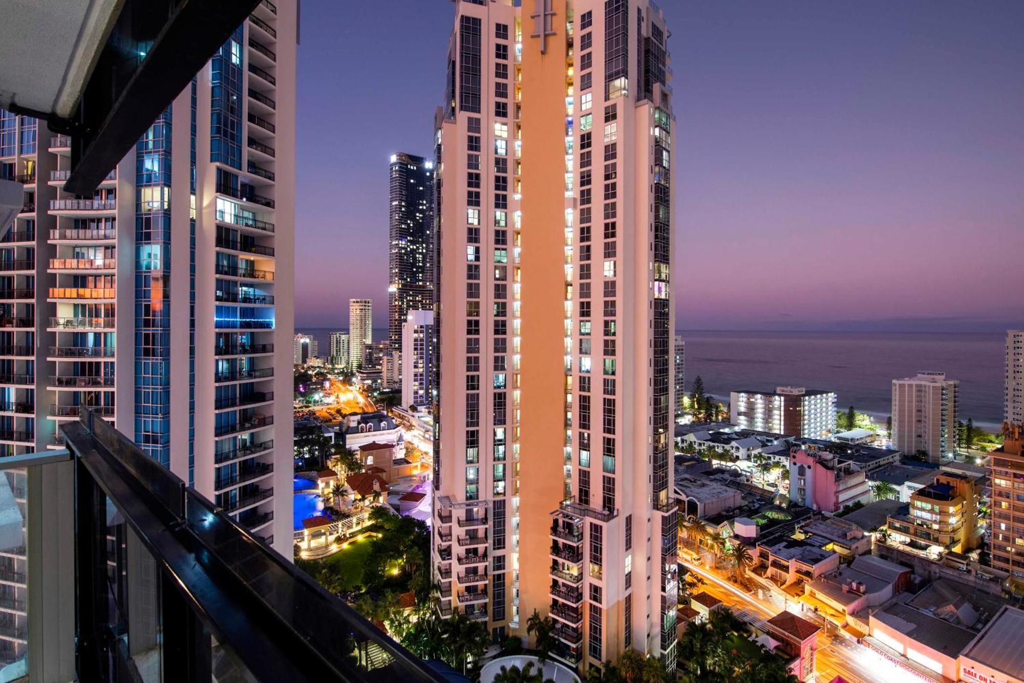 Ocean View Apartments With Balcony - Circle On Cavill - Central Location! - Self Contained & Privately Managed Gold Coast Buitenkant foto