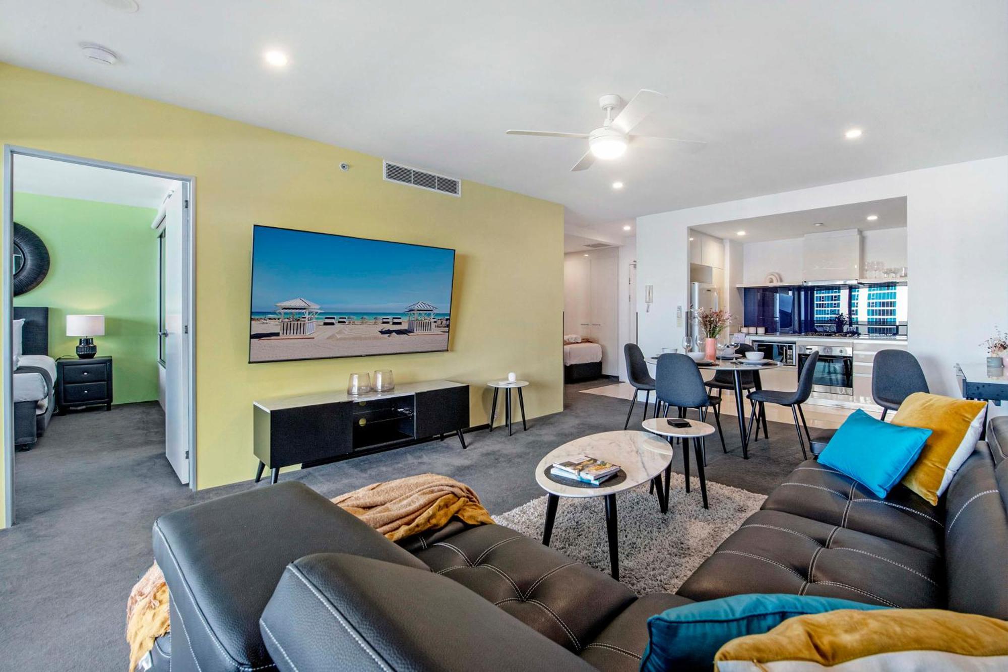 Ocean View Apartments With Balcony - Circle On Cavill - Central Location! - Self Contained & Privately Managed Gold Coast Buitenkant foto