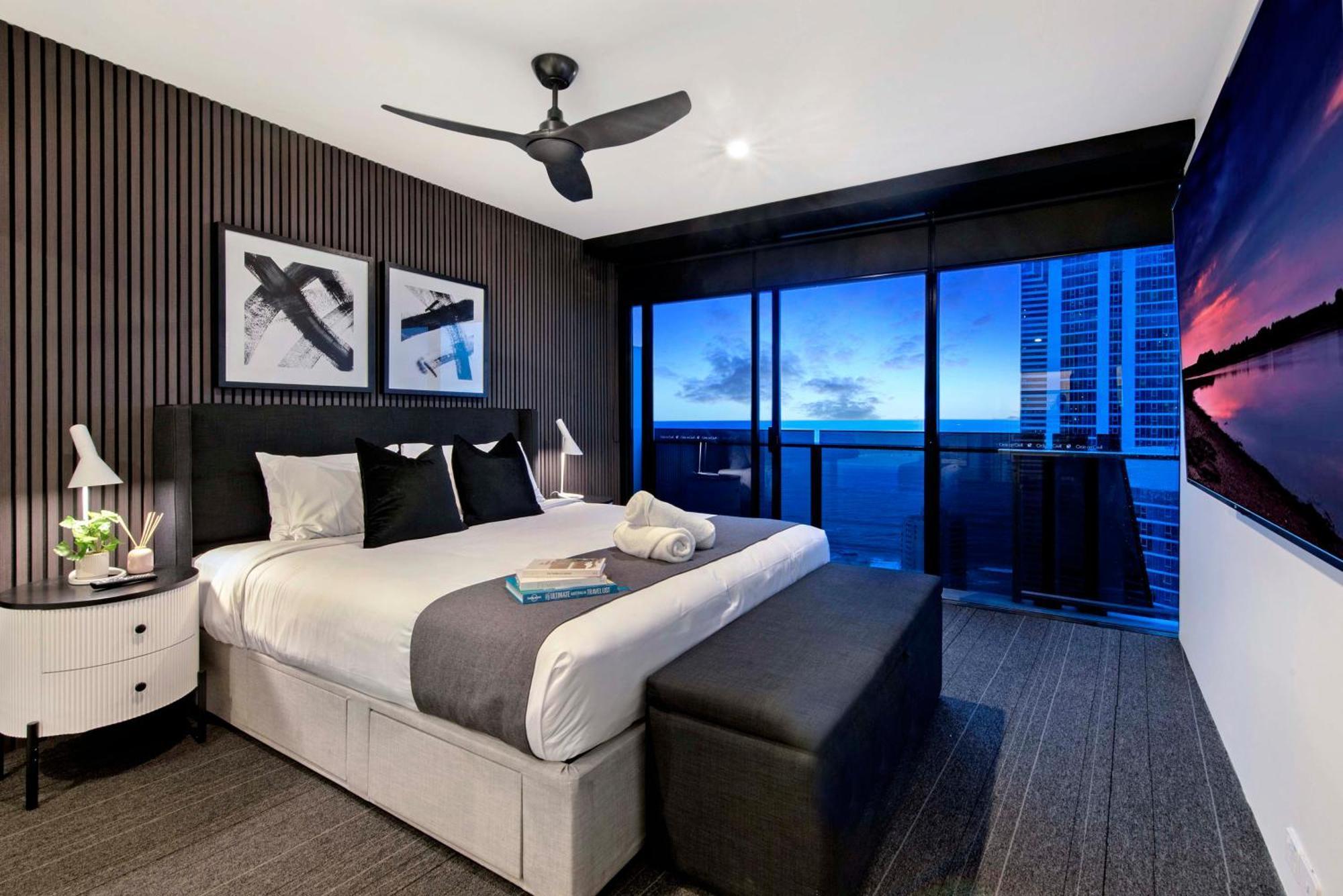 Ocean View Apartments With Balcony - Circle On Cavill - Central Location! - Self Contained & Privately Managed Gold Coast Buitenkant foto