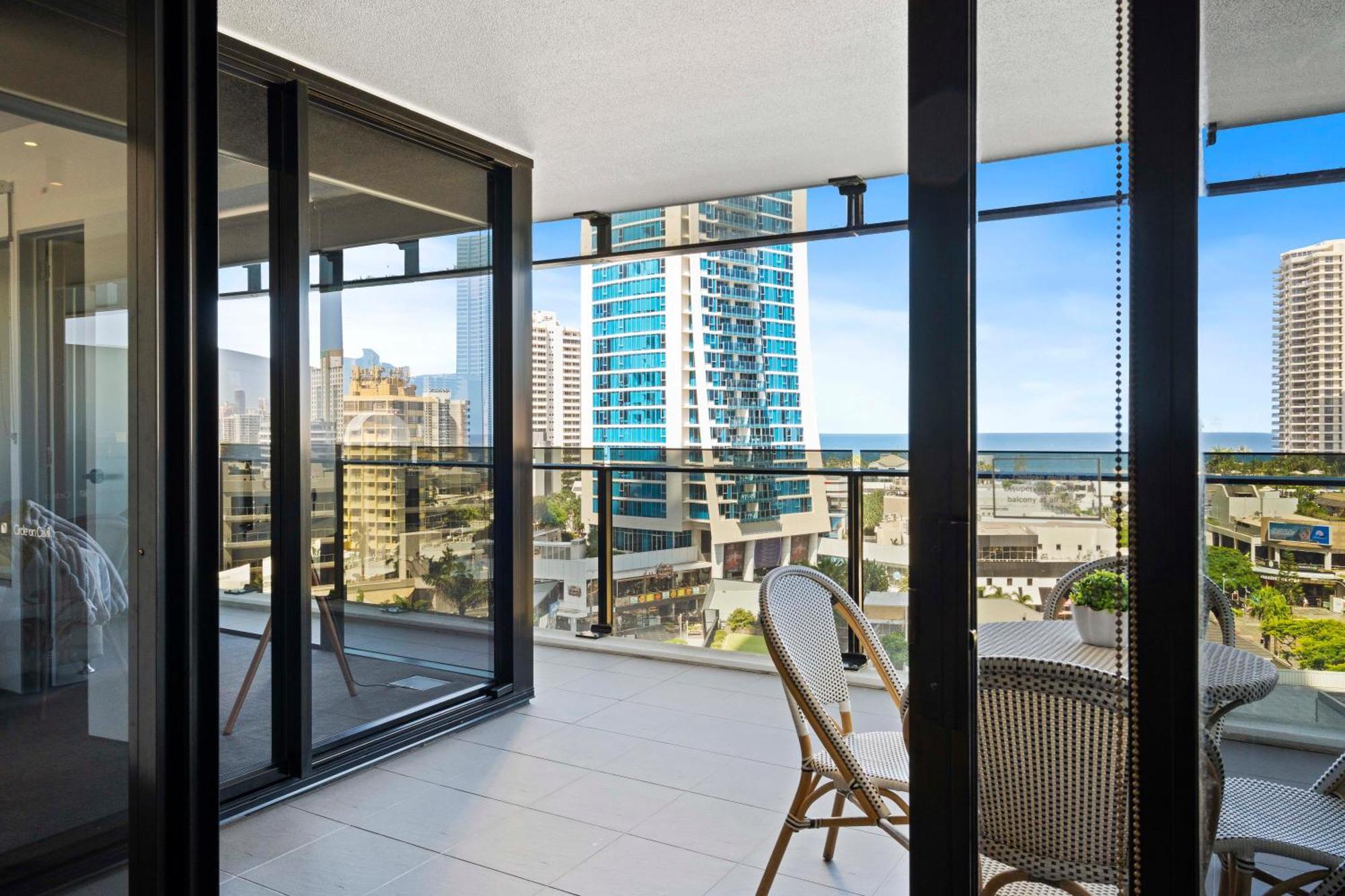 Ocean View Apartments With Balcony - Circle On Cavill - Central Location! - Self Contained & Privately Managed Gold Coast Buitenkant foto